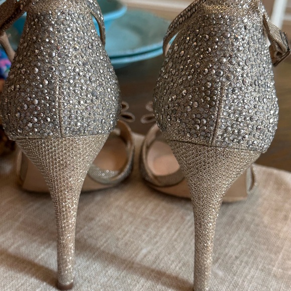 INC International Concepts Glittering Silver Heels - Picture 7 of 15